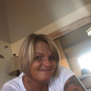 Meet your Posher, Angie